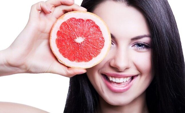 le pamplemousse est le meilleur fruit pour perdre du poids